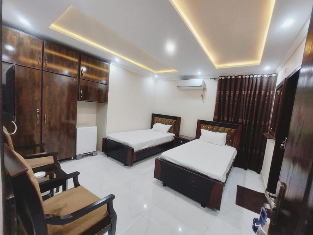 Hotel White Pearl Lahore Bagian luar foto