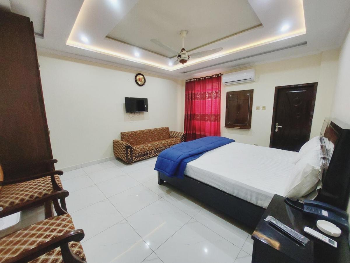 Hotel White Pearl Lahore Bagian luar foto